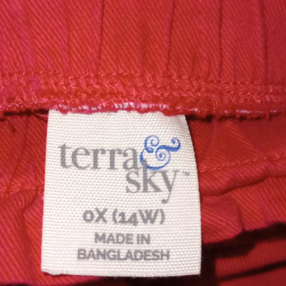 Terra and sky - Picture 3 of 3